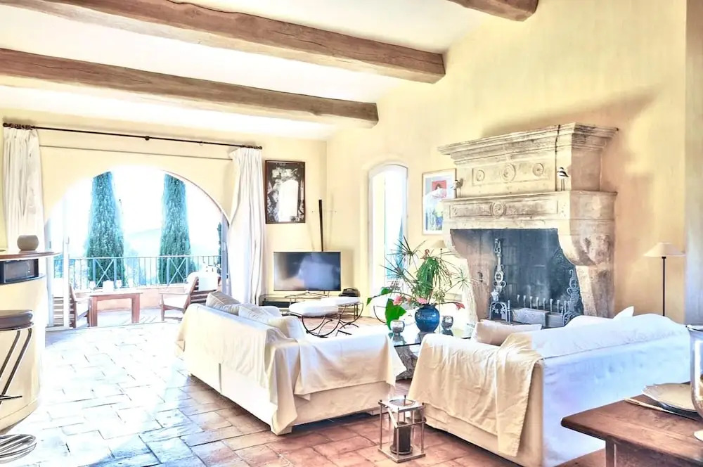 Villa with 6 Bedrooms in Ramatuelle, with Wonderful Sea View, Private Pool, Enclosed Garden - 3 Km From the Beach