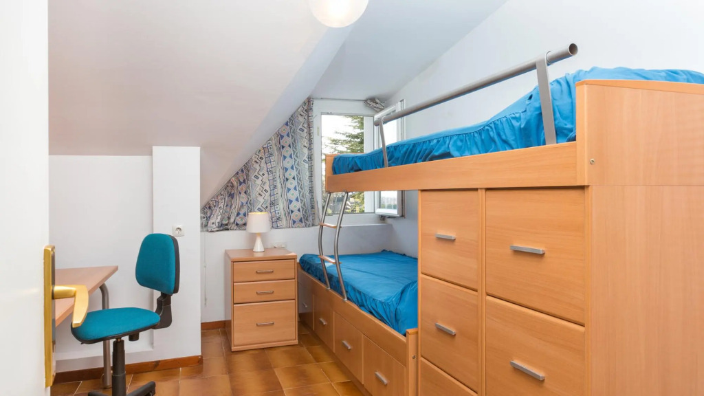 Montemare in Blanes with 5 bedrooms and 3 bathrooms
