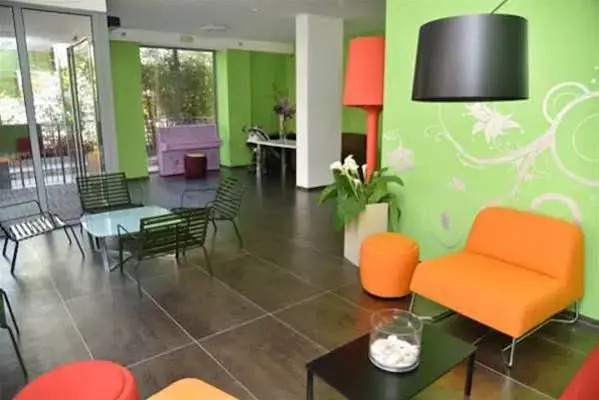 Sound Suite Hotel