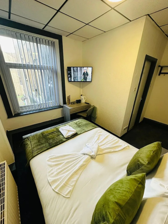 The New Valeron Hotel