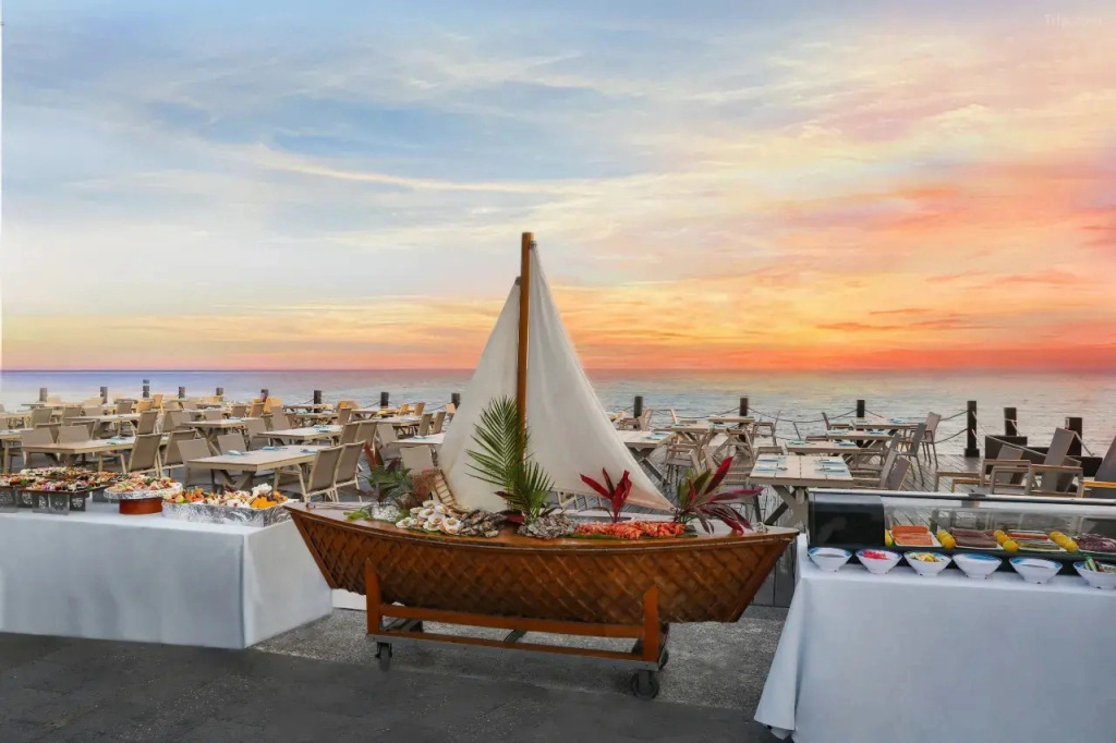 Отель Inter Continental SANYA RESORT by IHG