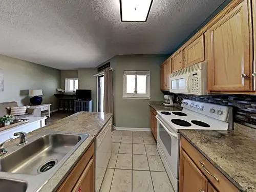 Plantation Palms Condo #205