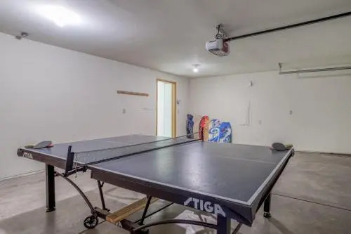 Logan's Lodge