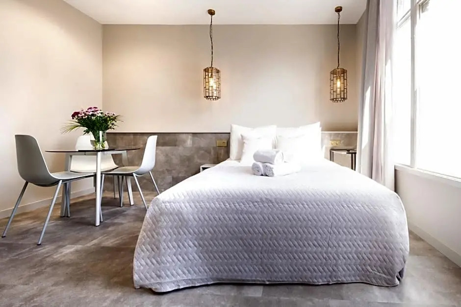 Luxurious Penthouse Newly Build just 7-Minutes from Rotterdam CS City app3