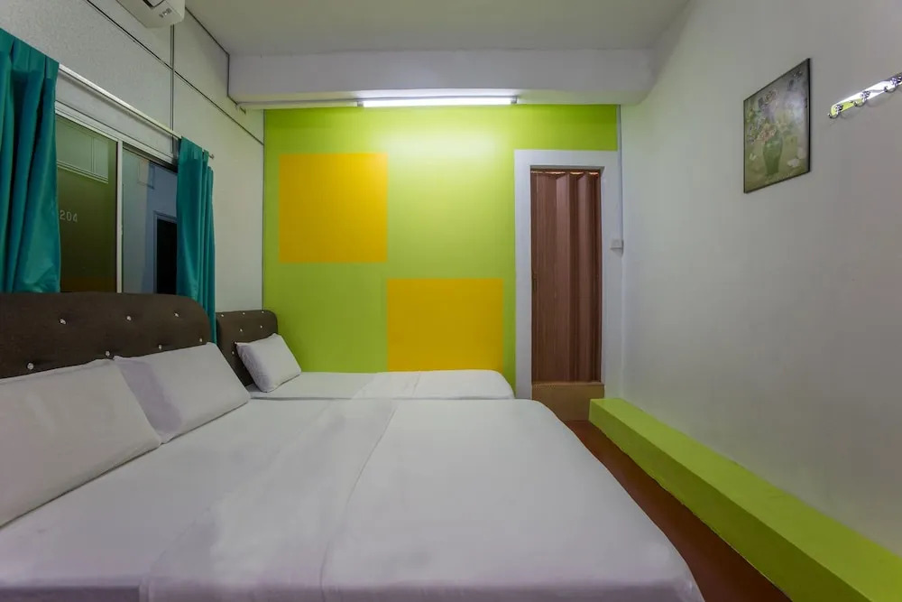 Musafir Transit Hotel by OYO Rooms