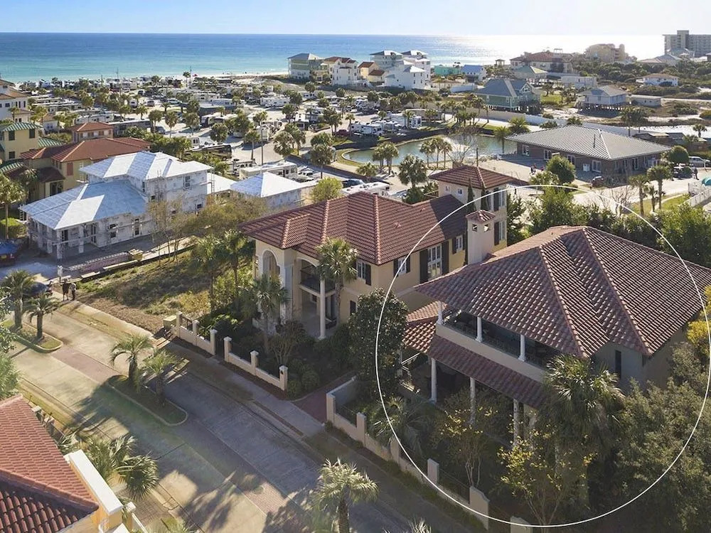 Shore Beach Working 4 Bedrooms 4 Bathrooms Home