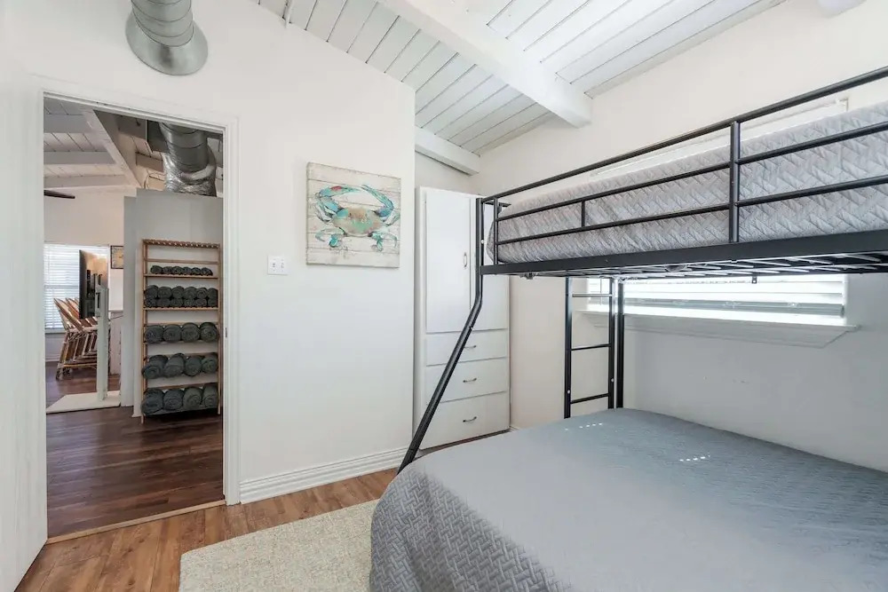 Someday Isle 2bdr Home for 6