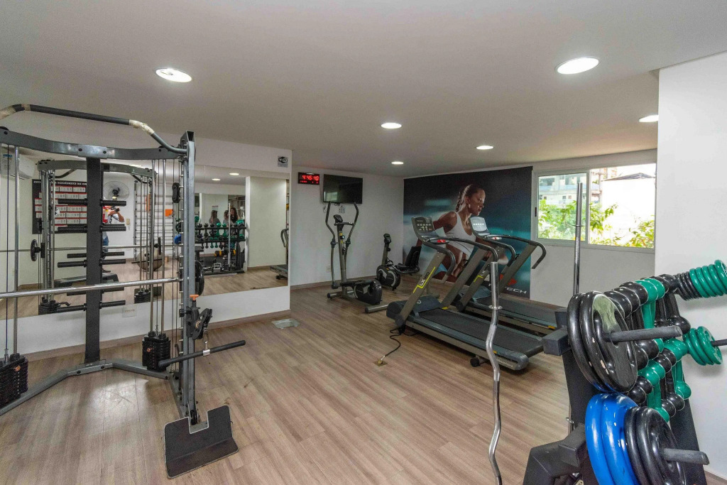 Apartamento De 3 Quartos No Jardim Goiás   Mf1802