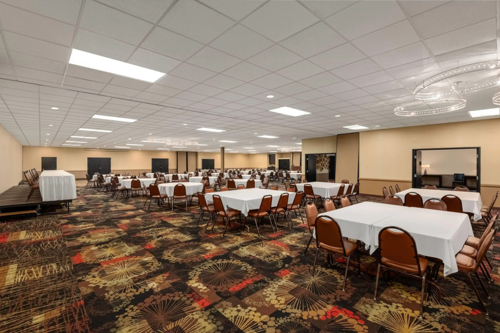 Ramada by Wyndham Grand Forks