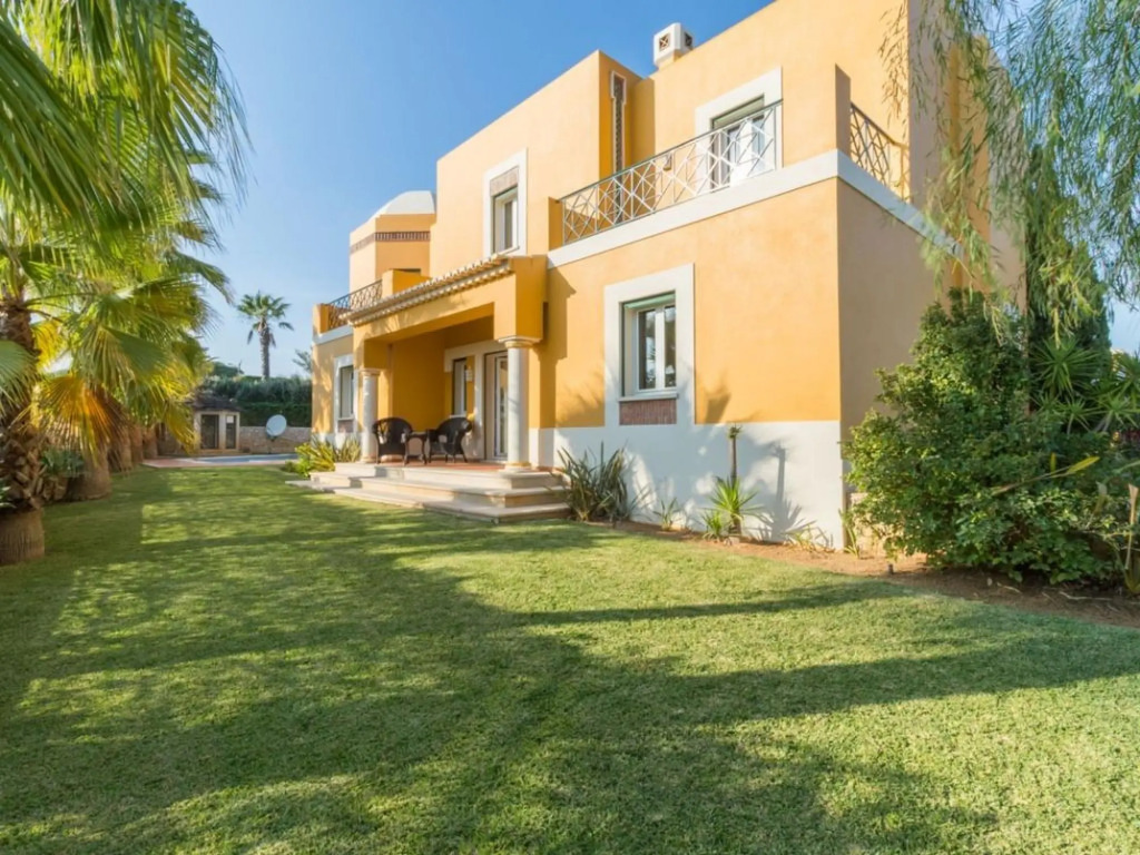 V4 Alegria (V2G2) in Albufeira