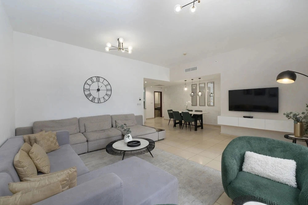 Cozy JBR 2BR Retreat Steps to the Beach The Walk