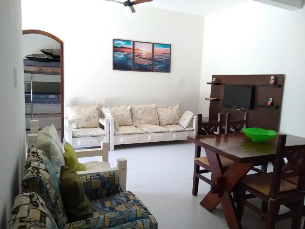 Casa pé na areia - 50 mts do mar