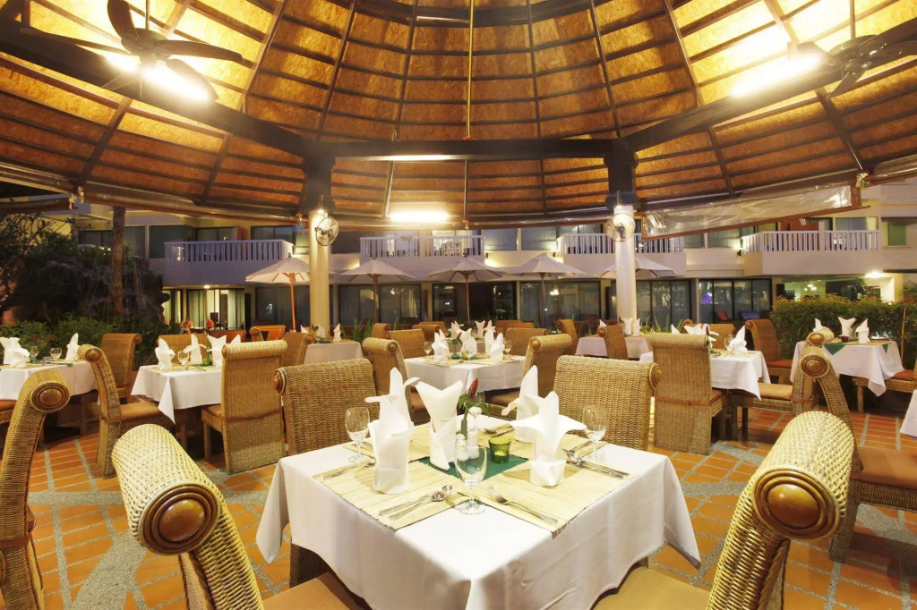 Palmyra Patong Resort Phuket - SHA Extra Plus