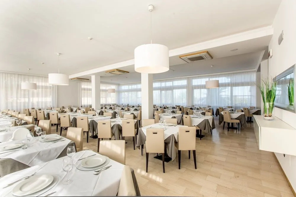 Hotel Excelsior
