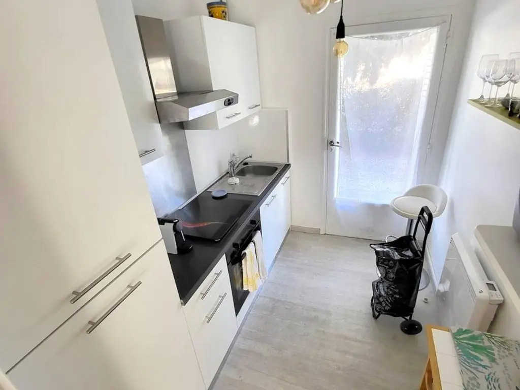 Appartement Six-Fours-les-Plages, 2 pièces, 4 personnes - FR-1-316-232