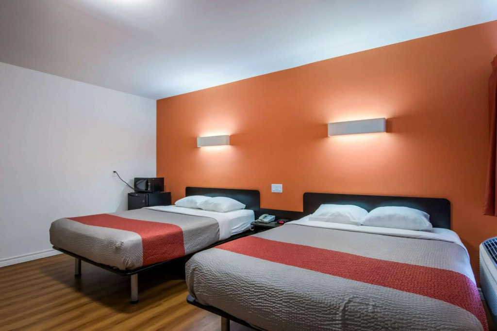 Motel 6-Sudbury, ON
