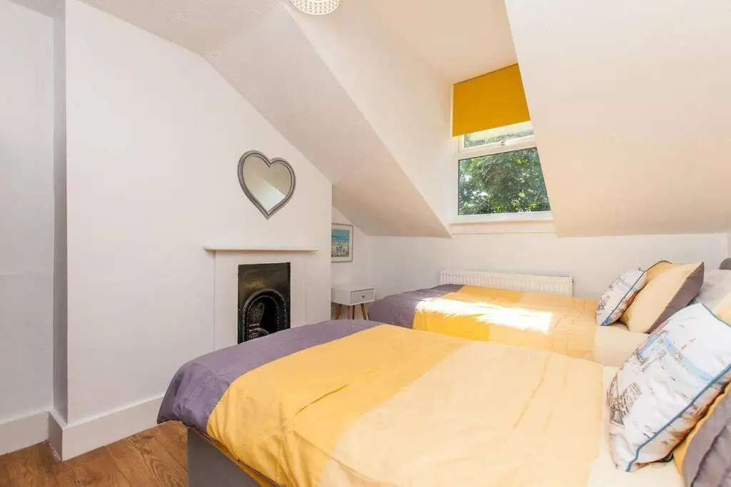 Central Broadstairs Apartment Close to Beach