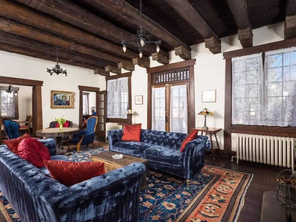 5bd Historic Pink House