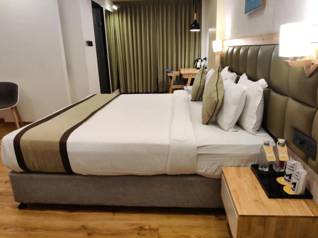 THE M HOTEL