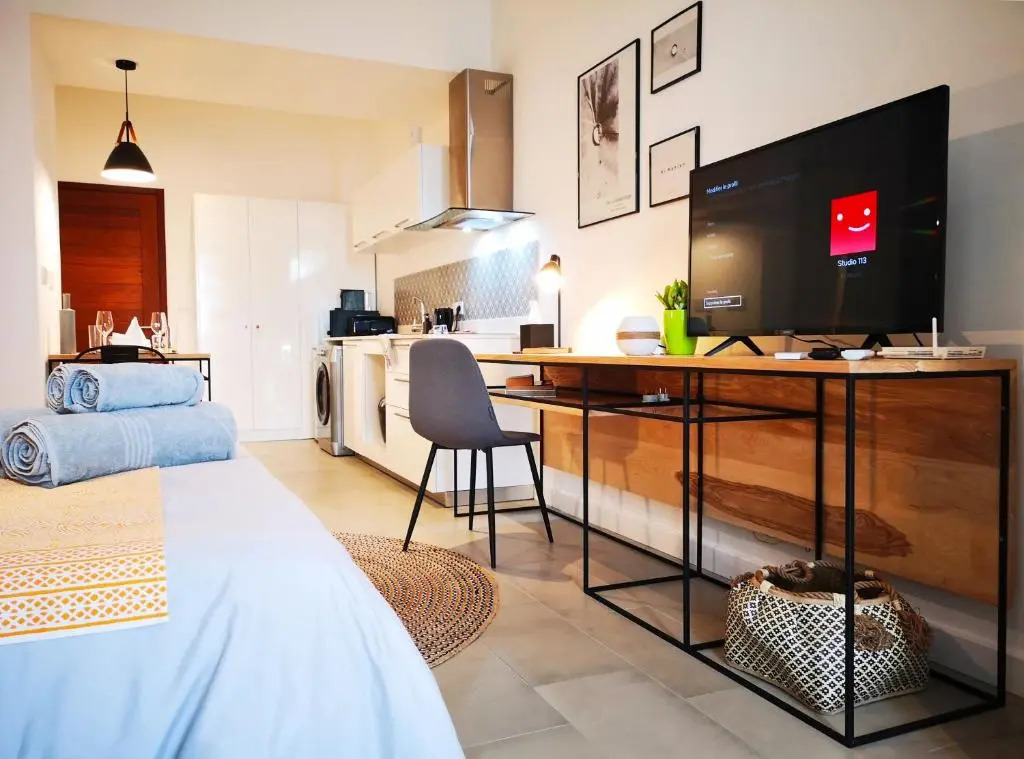 Studio 113, Ebene Square Apartments, Ebene