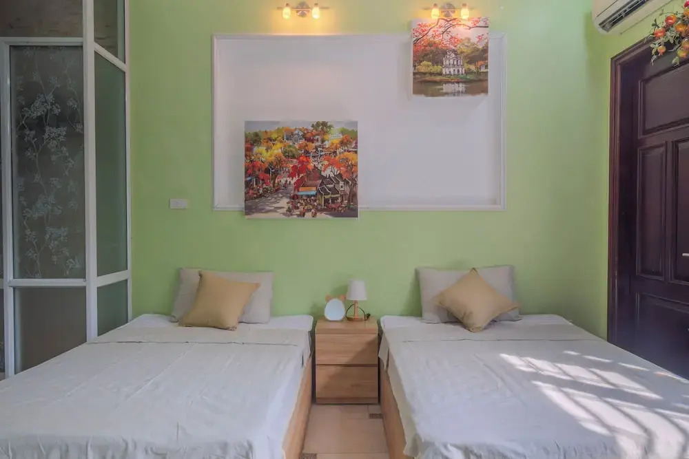 La Sen Westlake Tay Ho Homestay
