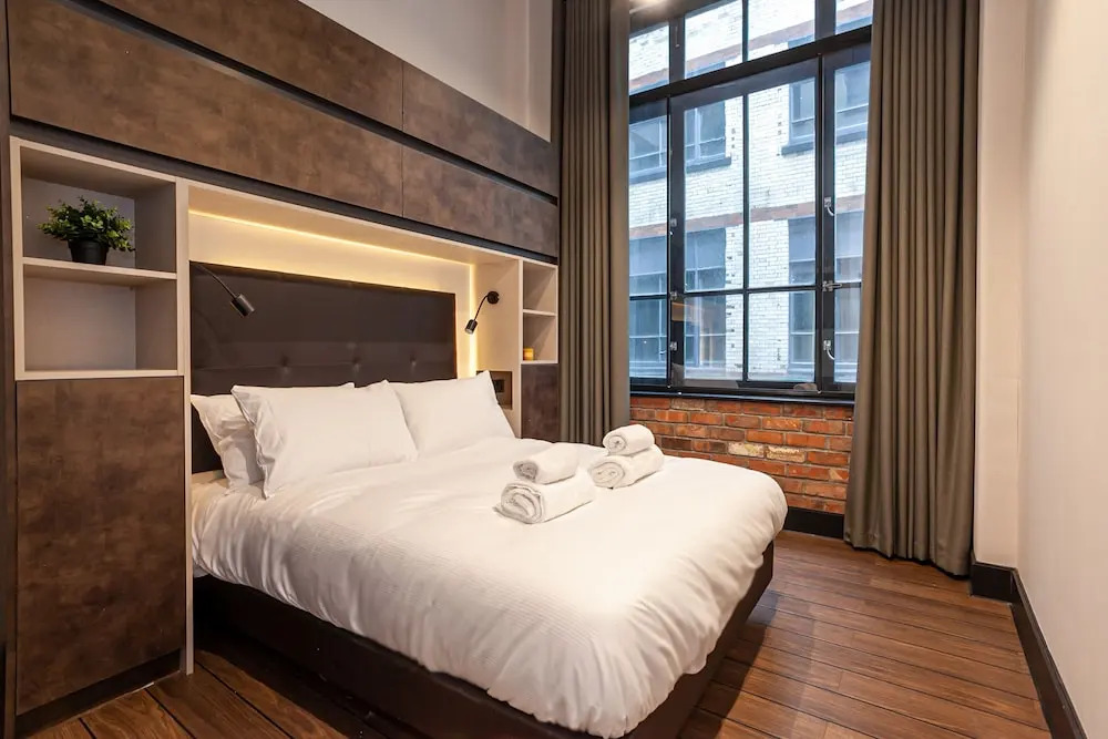 ibis Manchester Centre 96 Portland Street