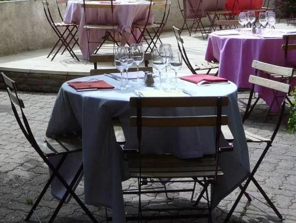Hôtel Courtille de Solutré