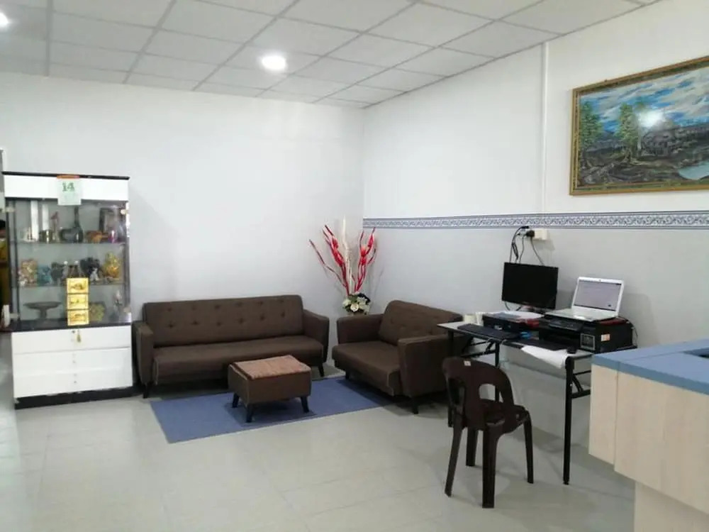 Beautiful Double Room With Ac in Kuching Center