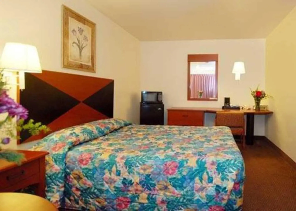 Rodeway Inn