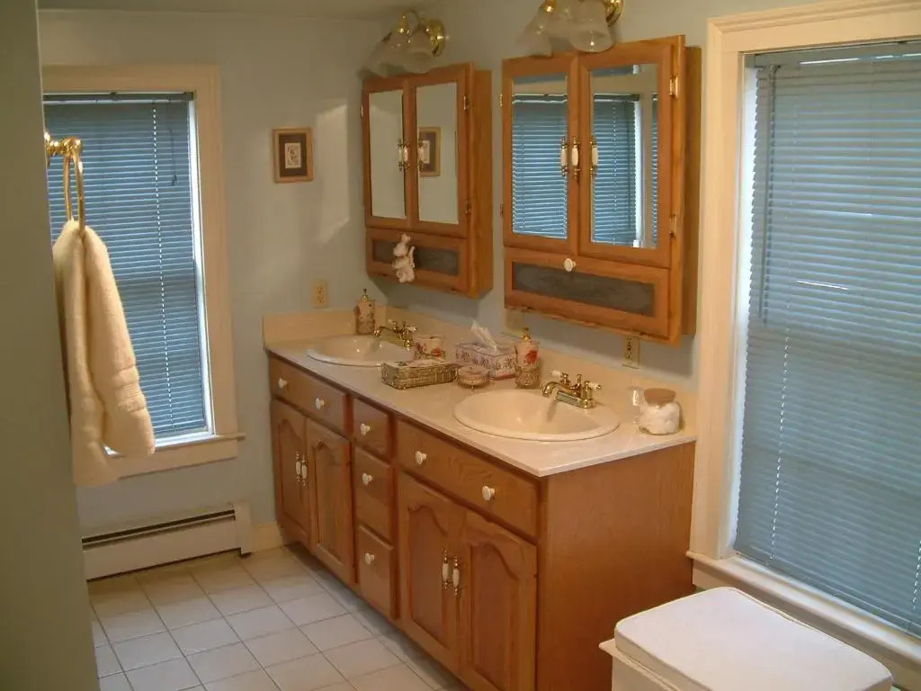 Truman Gillet House B & B
