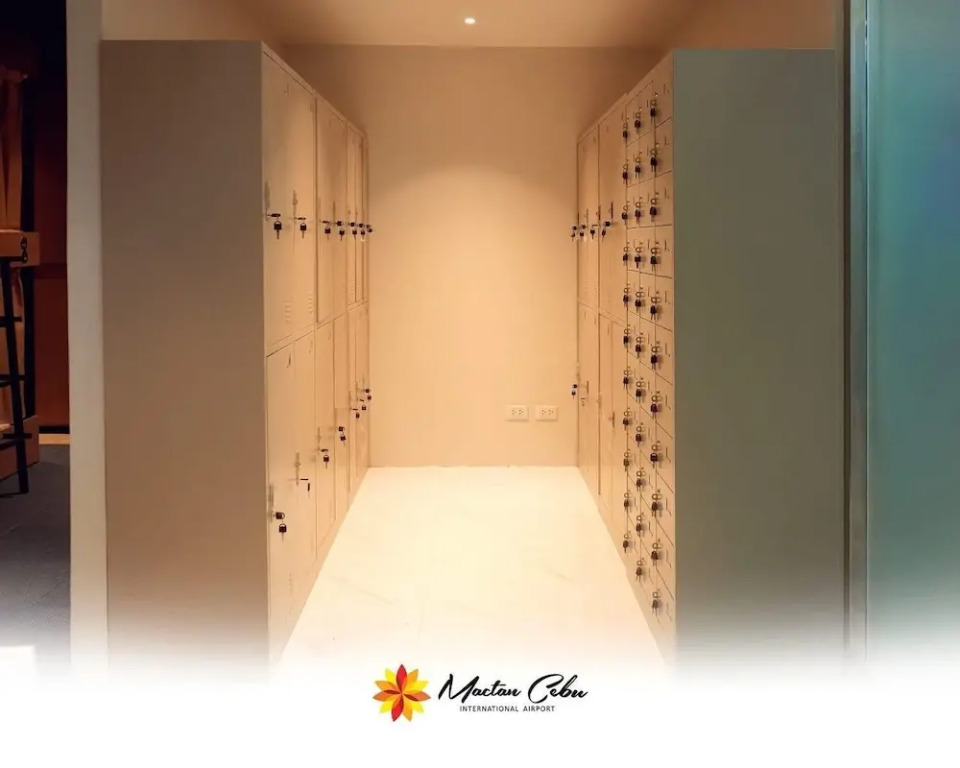Sakura Capsule Hotel Cebu
