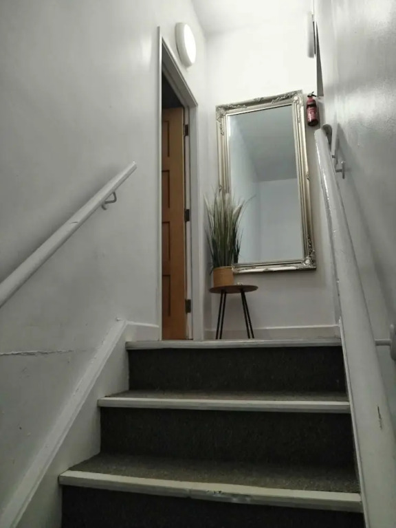 Immaculate 4-bed Apartment in Liverpool