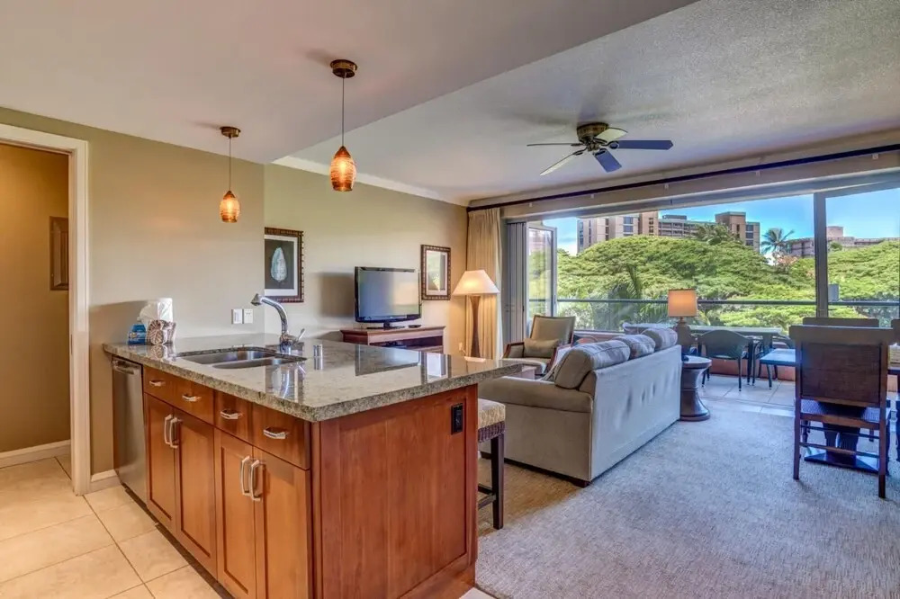 K B M Resorts- HKK-236 Spacious 1Bd villa, chefs kitchen, easy pool and beach access