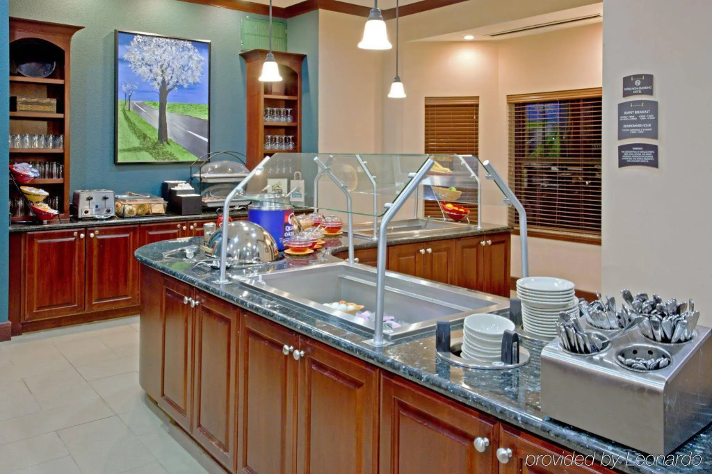 Staybridge Suites Houston-NASA Clear Lake by IHG