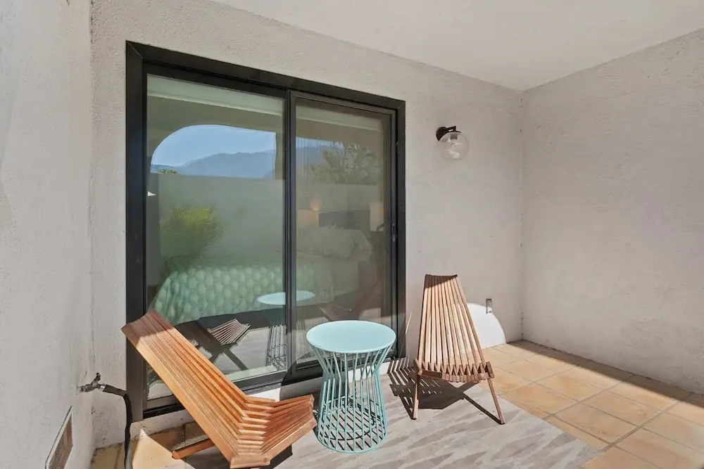 Aurora Oasis Stylish 4 BDR