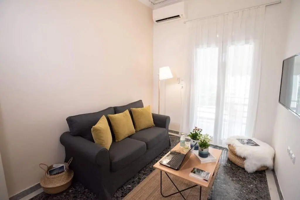 Hellona house ,sunny and cozy apartment's