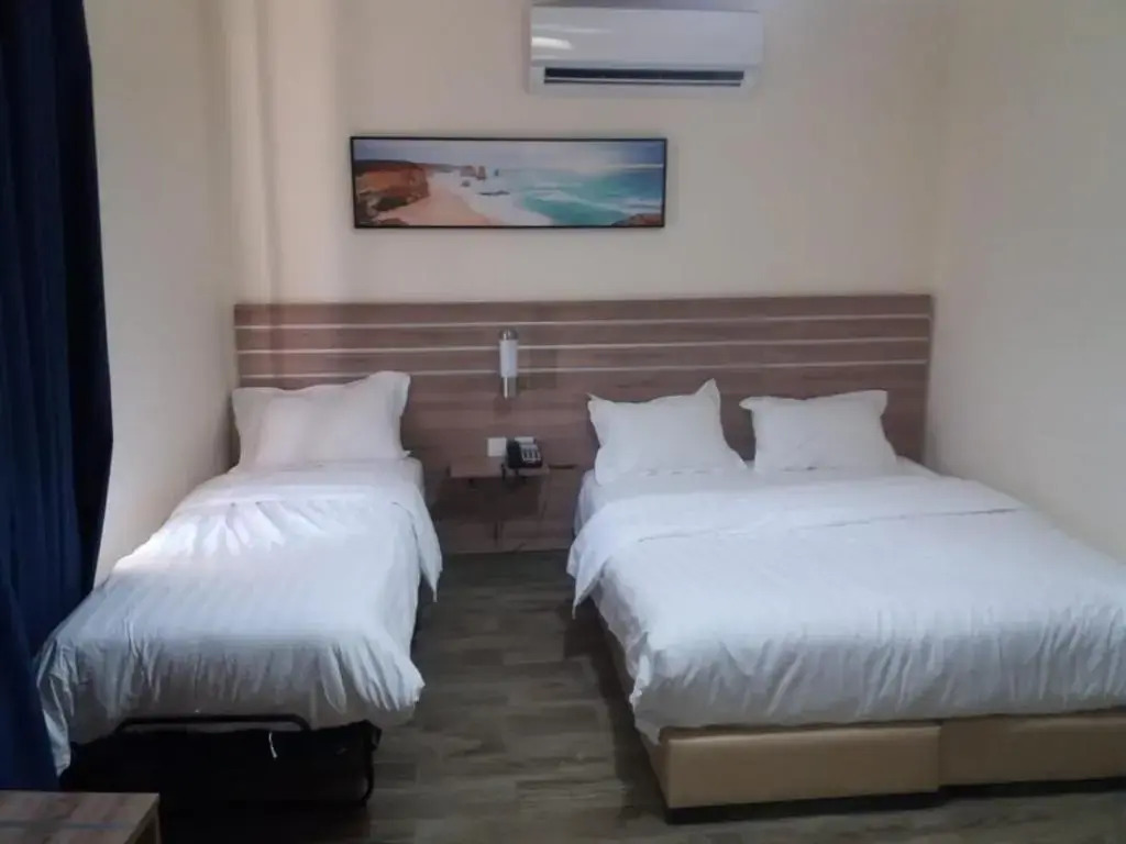 La Riva Hotel