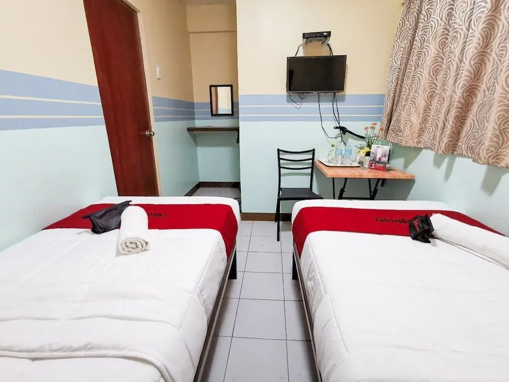 Reddoorz Near Davao Doctors Hospital