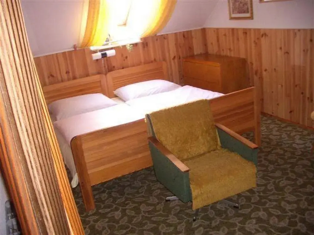 Apartment Pavla With 3 Bedrooms and 1 Bathrooms