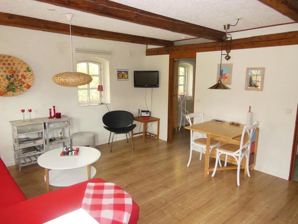 Nyager Apartments