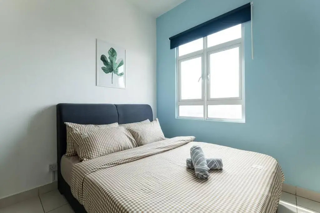 TR Residence Lovely 3 BR unit 6pax next to Titiwangsa LRT
