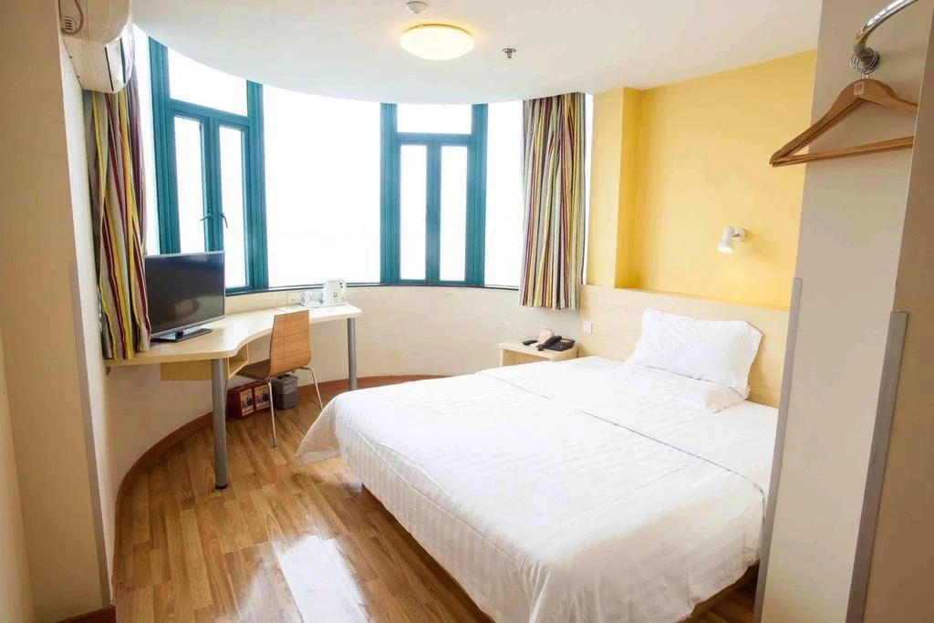 7Days Inn Luoyang Royal City Park