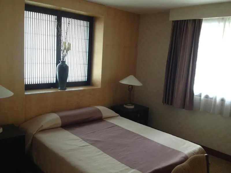 Gardengrove Suites Serviced Apartment