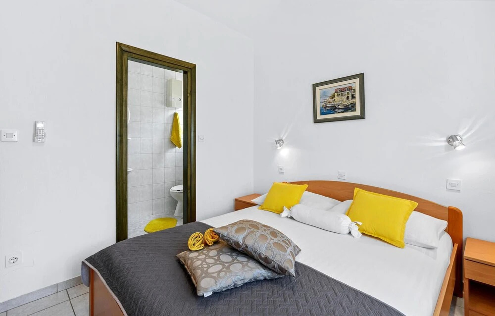 Awesome Home In Primosten