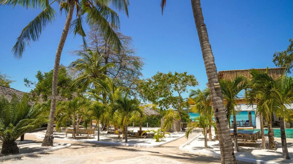 Merry Crab Cove - Après-Safari Beach Hotel