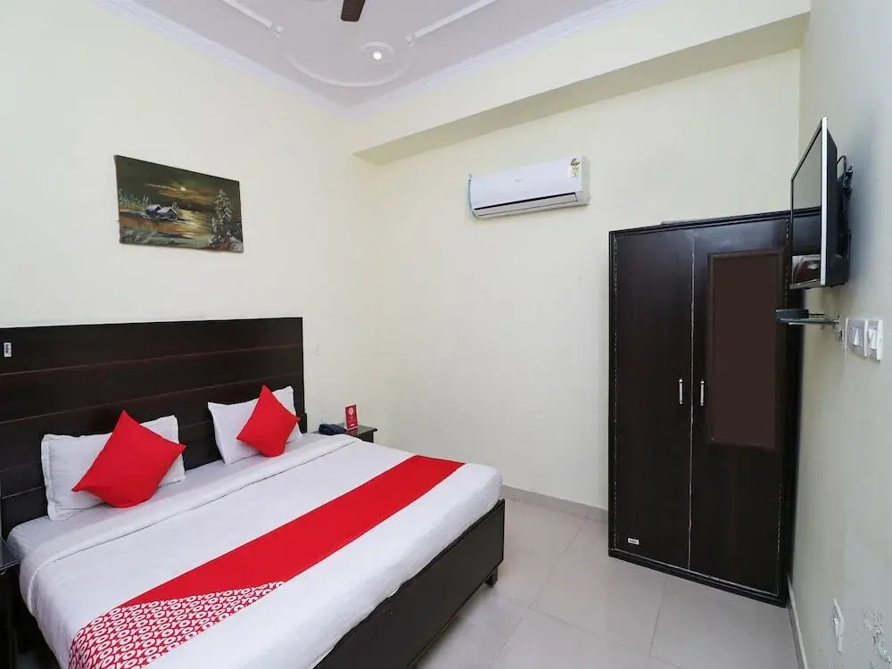 Hotel Love Kush By OYO Rooms