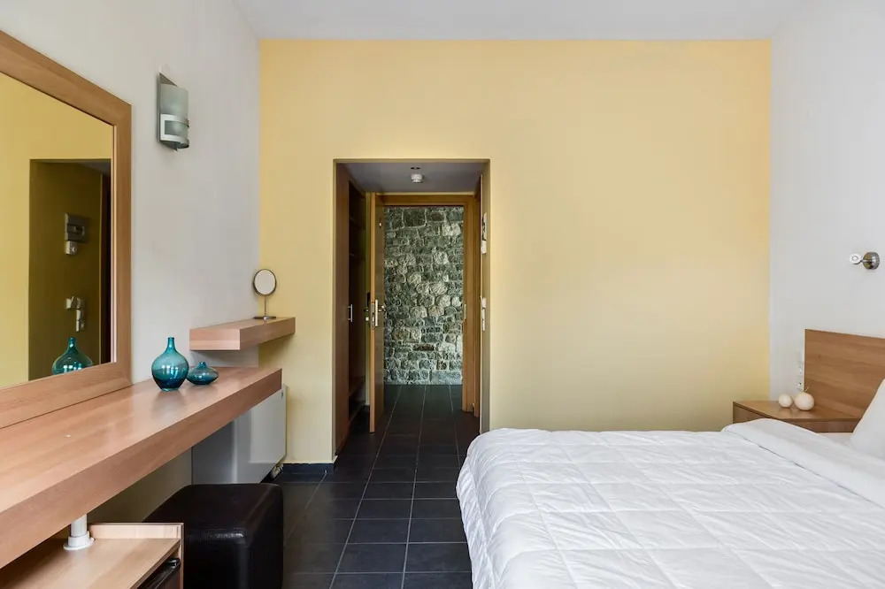Gefiri Plakas Hotel, Tzoumerka
