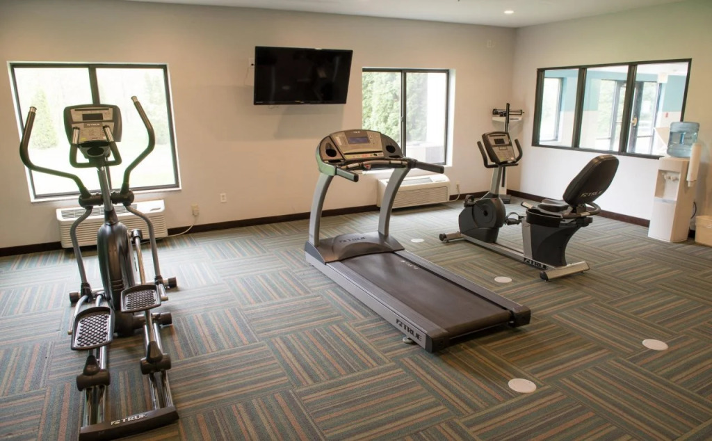 Holiday Inn Express Hotel & Suites Elkhart-South by IHG