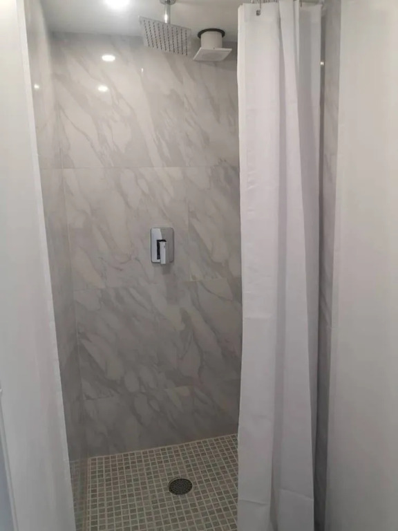 Room-private Room With Tv Polanco