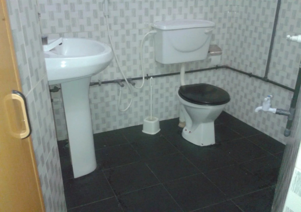 Luxman Guest House